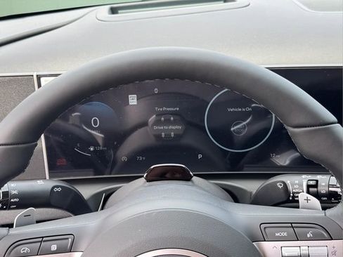 New 2026 Hyundai Tucson Limited FWD image 24