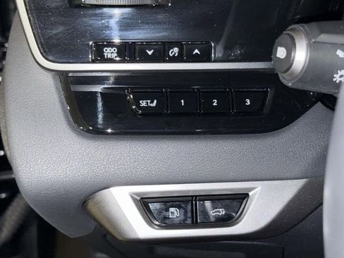 Used 2023 Lexus RX 350 Premium w/ Accessory Package AWD/4WD image 28