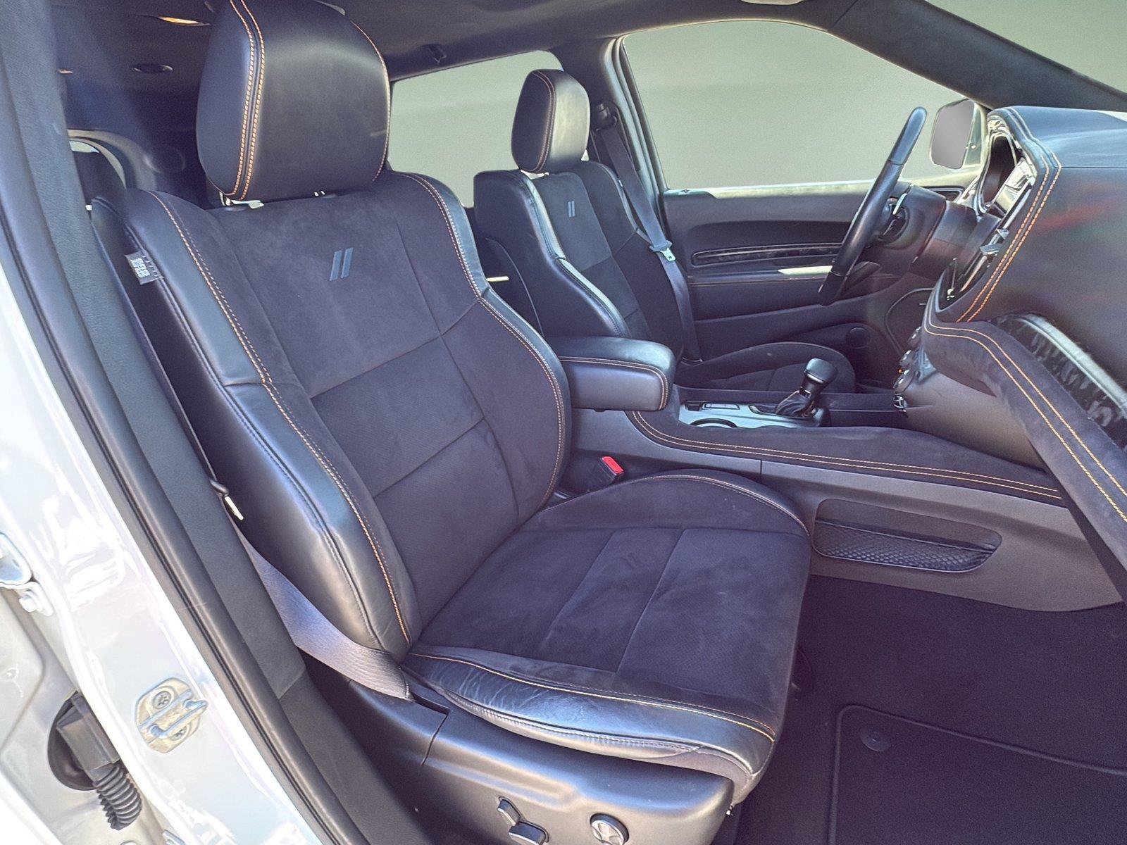 Used 2023 Dodge Durango R/T w/ Hemi Orange Plus Package AWD/4WD image 19
