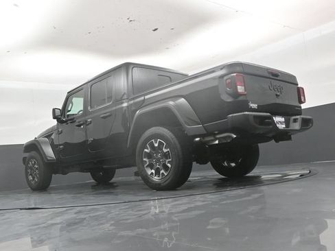 New 2026 Jeep Gladiator Sport AWD/4WD image 42