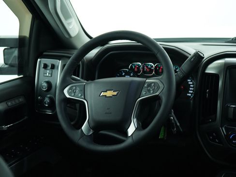 Used 2019 Chevrolet Silverado 2500 LTZ image 14