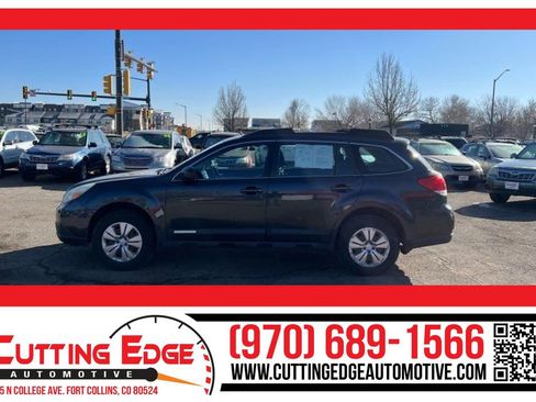 Used 2011 Subaru Outback 2.5i image 1