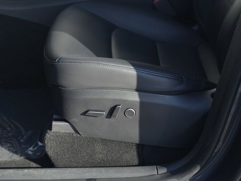 Used 2023 Tesla Model Y Long Range image 24