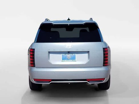 New 2026 Hyundai Palisade Calligraphy FWD image 4