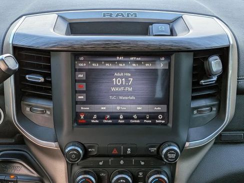 Used 2020 RAM 2500 Laramie image 19