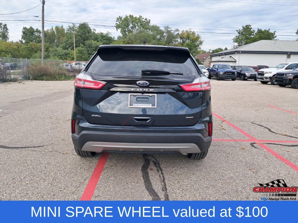 Used 2023 Ford Edge SEL AWD/4WD image 4