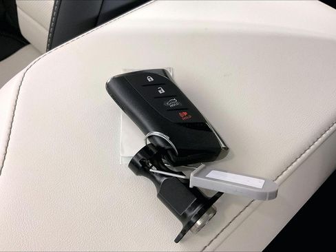 Used 2026 Lexus IS 350 F Sport w/ Technology Package AWD/4WD image 27