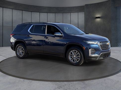 Certified 2023 Chevrolet Traverse LT FWD image 8