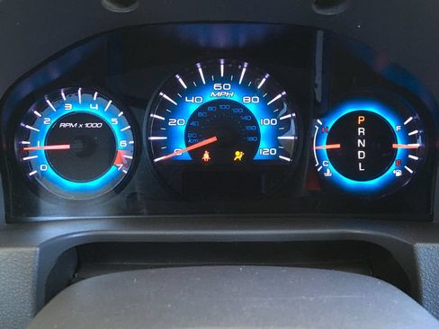 Used 2012 Ford Fusion SEL FWD image 2