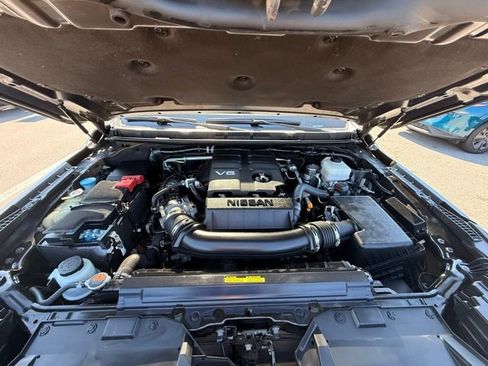 Certified 2023 Nissan Frontier SV w/ SV Convenience Package AWD/4WD image 11