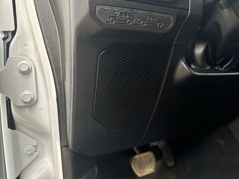 Used 2024 Jeep Wrangler Unlimited Sport AWD/4WD image 25