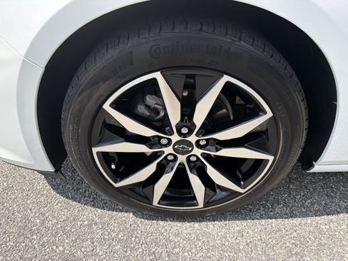 Used 2024 Chevrolet Malibu RS FWD image 21
