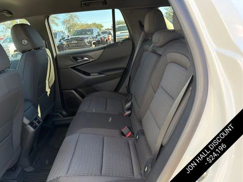 New 2026 Chevrolet Equinox LT FWD image 24