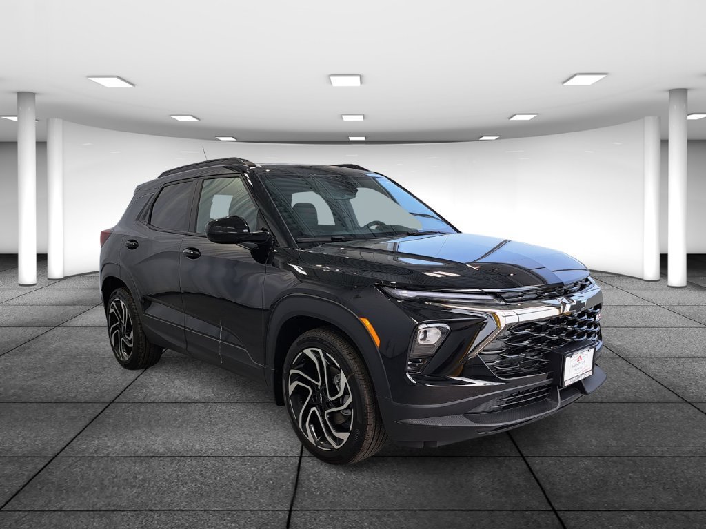 New 2026 Chevrolet TrailBlazer RS w/ Convenience Package FWD image 3