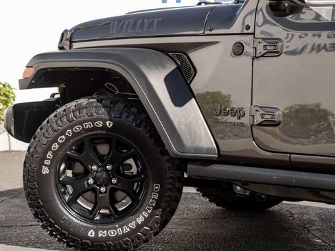 Used 2021 Jeep Wrangler Unlimited Sport AWD/4WD image 12