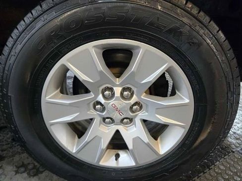 Used 2018 GMC Canyon SLE w/ SLE Convenience Package image 42