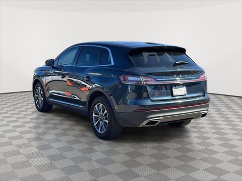 Used 2022 Lincoln Nautilus Reserve image 5