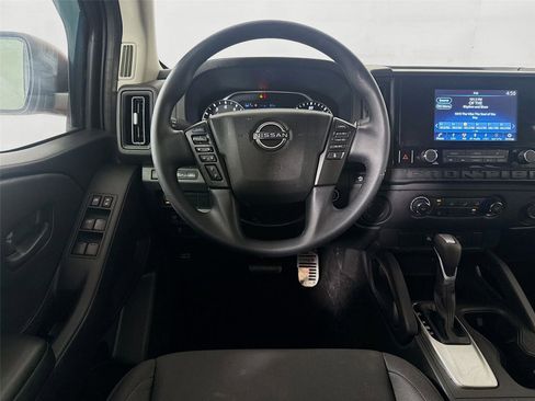 Used 2025 Nissan Frontier S image 3