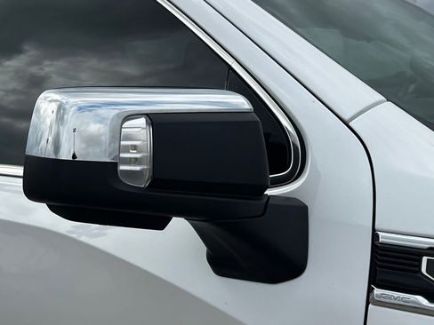 Used 2023 GMC Sierra 1500 Denali w/ Technology Package image 24