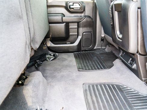 Used 2019 Chevrolet Silverado 1500 Custom Trail Boss w/ Custom Convenience Package AWD/4WD image 21