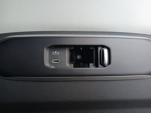New 2026 BMW X5 xDrive50e RWD image 15