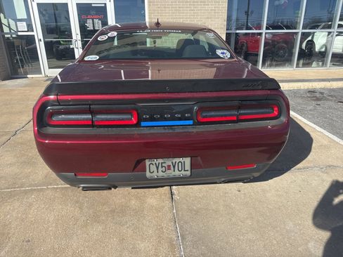 Used 2023 Dodge Challenger SRT Hellcat image 4
