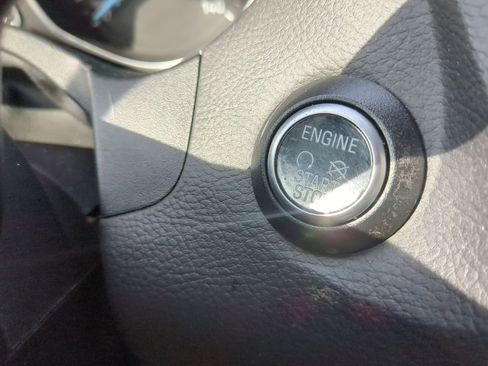 Used 2017 Ford Focus Titanium image 31