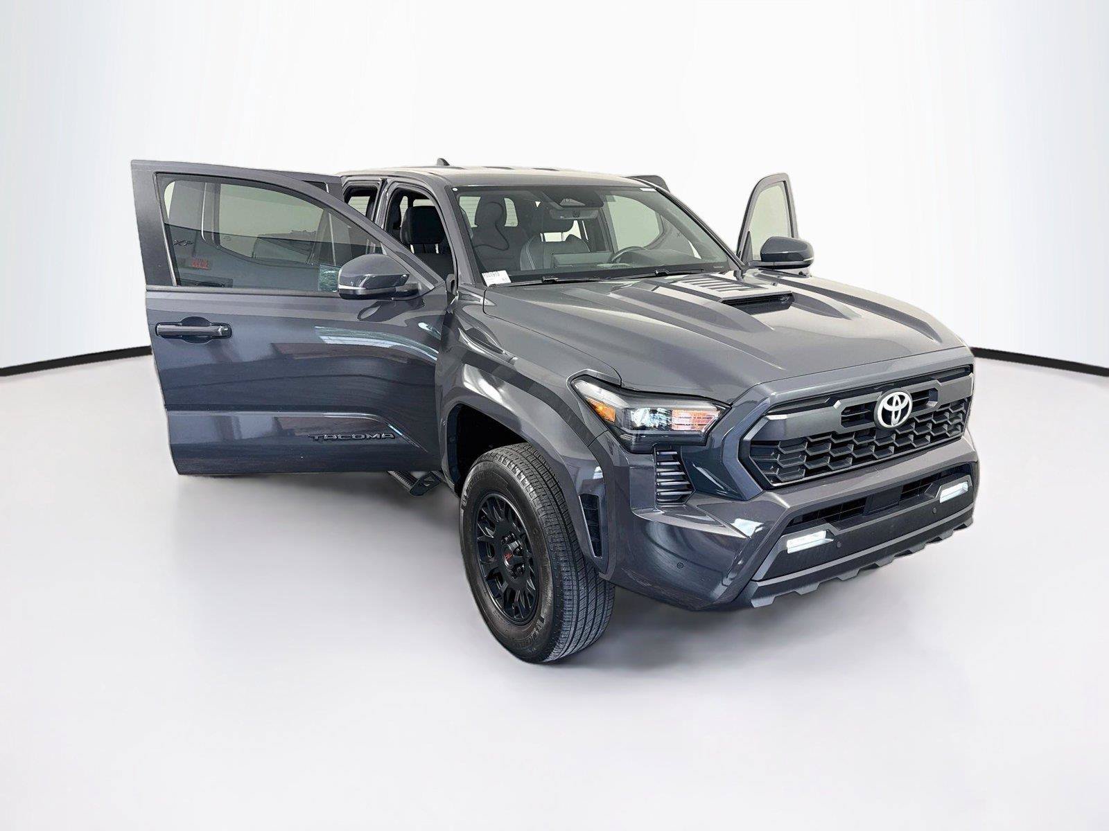 Used 2024 Toyota Tacoma TRD Sport w/ TRD Sport Upgrade Package RWD image 39