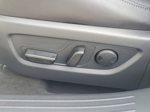 Certified 2025 MAZDA CX-50 AWD 2.5 Hybrid w/ Premium Pkg image 16