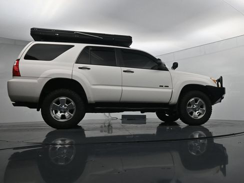Used 2006 Toyota 4Runner SR5 AWD/4WD image 36