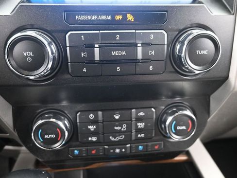 Used 2019 Ford F150 Lariat AWD/4WD image 15