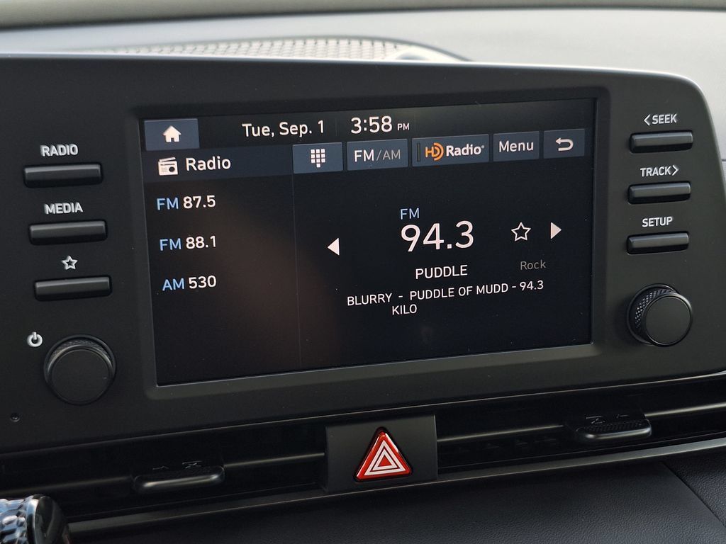New 2026 Hyundai Elantra SEL Sport Premium FWD image 19