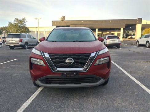 Used 2023 Nissan Rogue SV image 8
