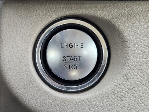 Used 2016 Mercedes-Benz E 350 Sedan image 20