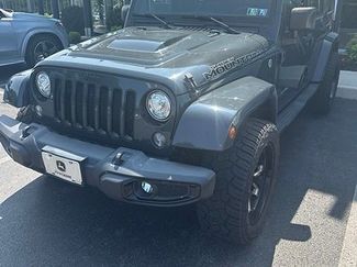 Used 2017 Jeep Wrangler Unlimited Sahara AWD/4WD video 1