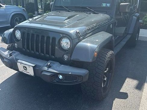 Used 2017 Jeep Wrangler Unlimited Sahara AWD/4WD image 1