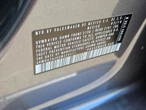 Used 2016 Volkswagen Jetta SE FWD image 24