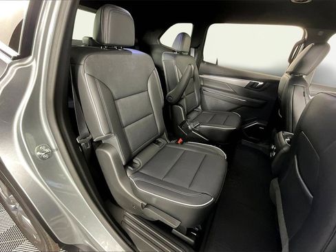 New 2026 Buick Enclave Preferred image 9