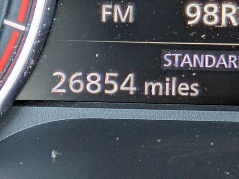 Used 2023 Nissan Rogue SV w/ SV Premium B Package image 31