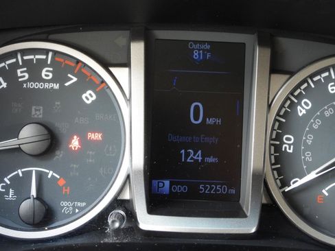 Used 2020 Toyota Tacoma SR5 w/ Technology Package AWD/4WD image 73