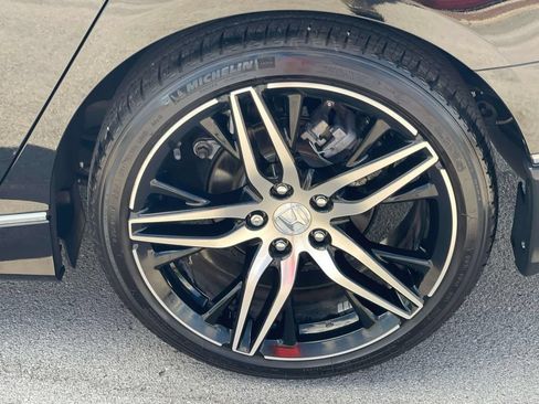 Used 2022 Honda Accord Touring image 16