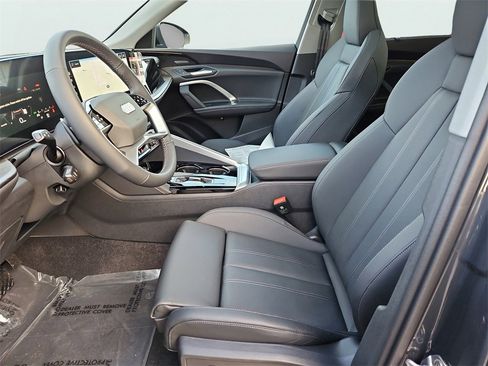 New 2025 Audi Q5 Premium Plus image 23