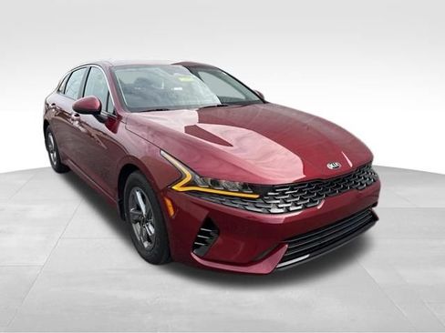 Certified 2021 Kia K5 LXS FWD image 1