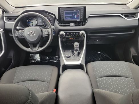 Used 2022 Toyota RAV4 XLE image 12