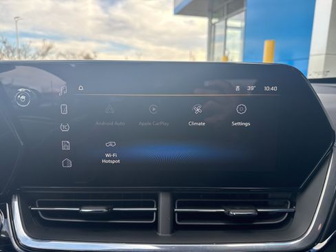 New 2026 Chevrolet Trax RS w/ Driver Confidence Package image 18