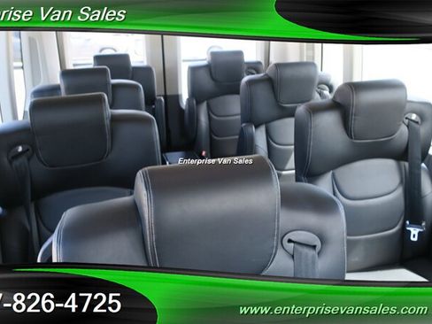 Used 2022 Ford Transit 350 XLT RWD image 14