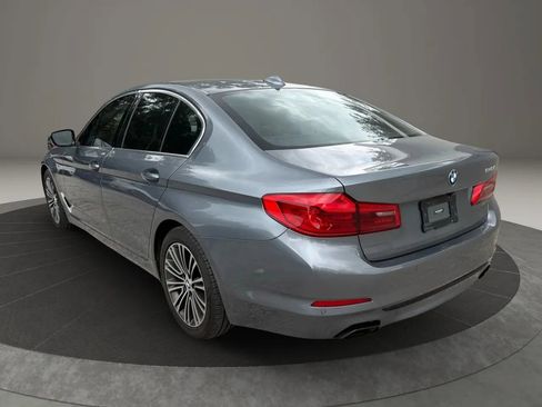 Used 2019 BMW 540i w/ Executive Package image 3