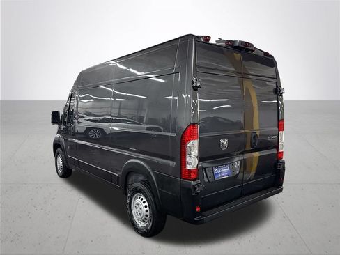 New 2026 RAM ProMaster 2500 w/ Premium Convenience Group FWD image 8