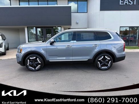 Used 2024 Kia Telluride S AWD/4WD image 2