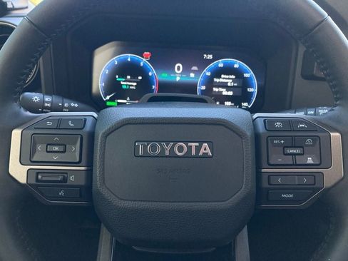 Used 2026 Toyota Land Cruiser w/ Premium Package AWD/4WD image 20
